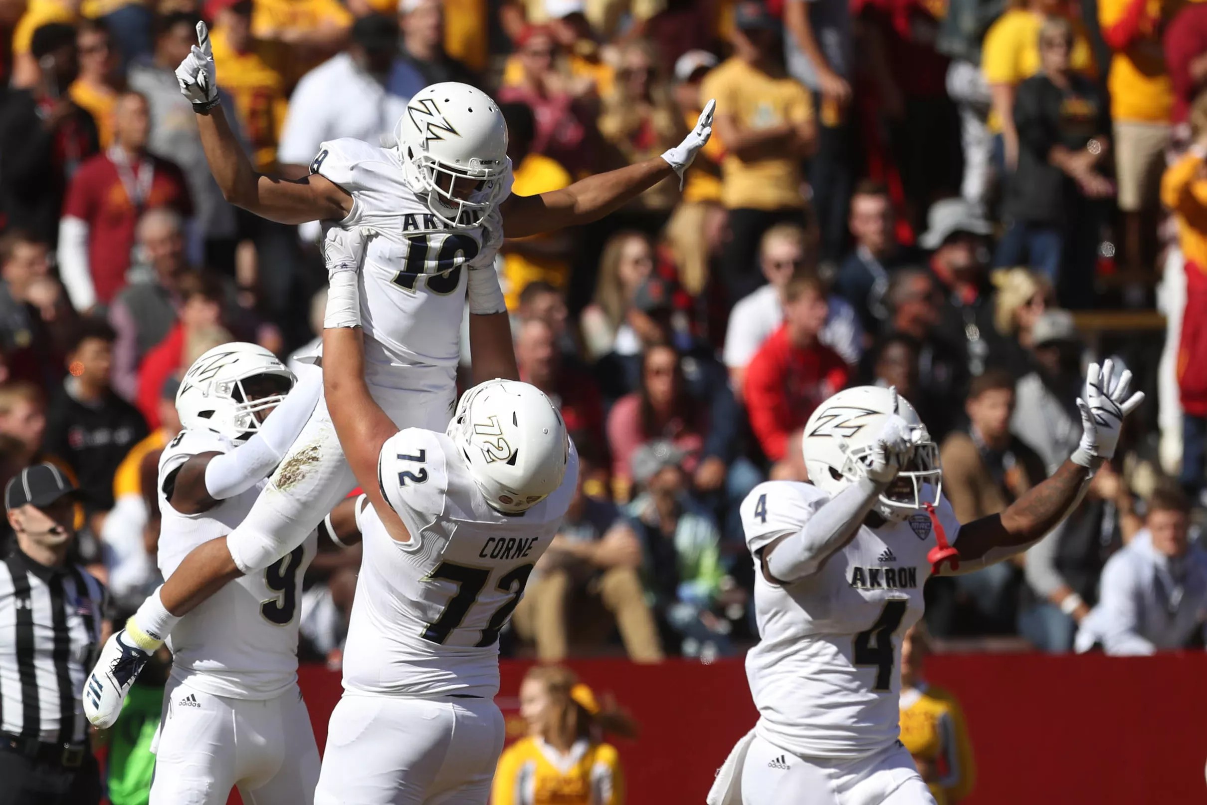 2019 Akron Zips football positional previews offensive line