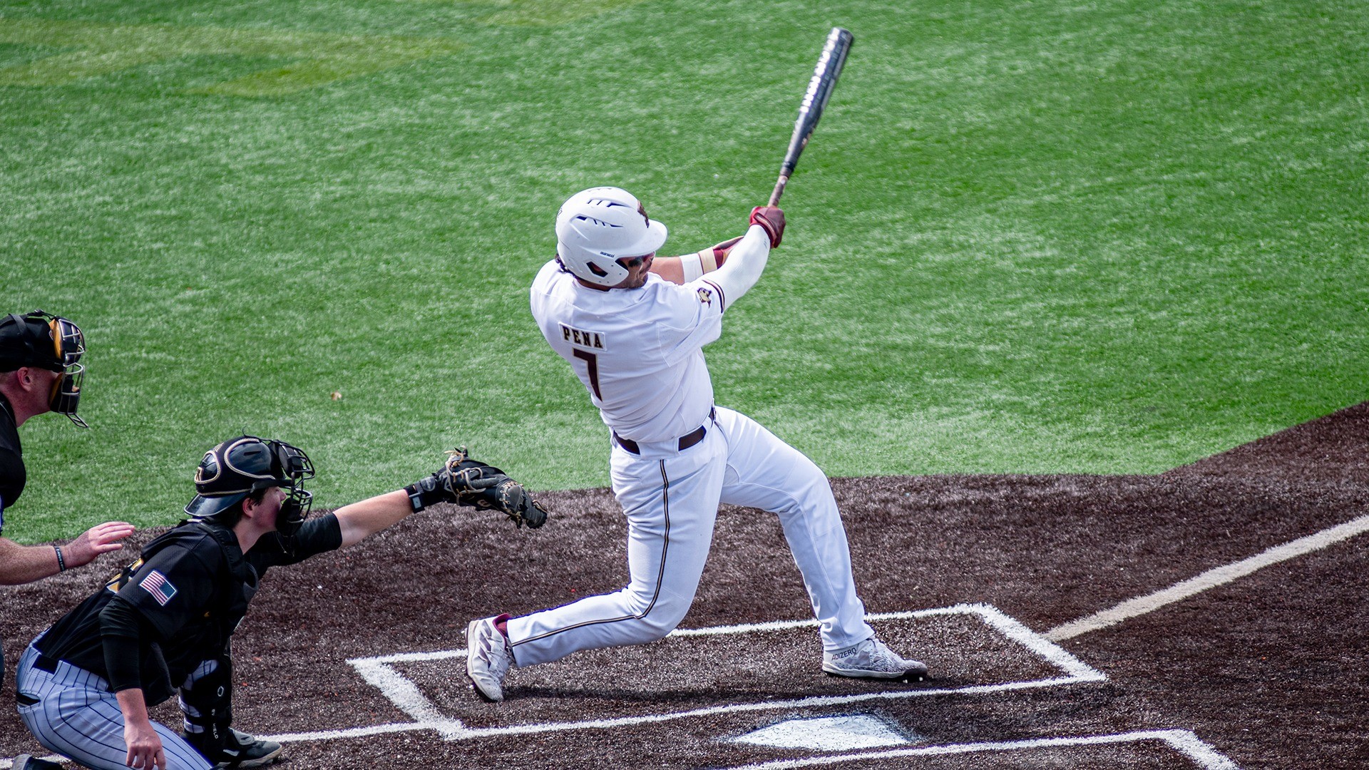 Pena Claims Sun Belt Player of the Week Award