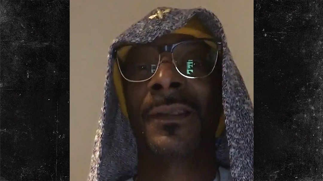 Snoop Dogg Praises 'Long Beach Legend' Justin Turner After Walkoff Homer