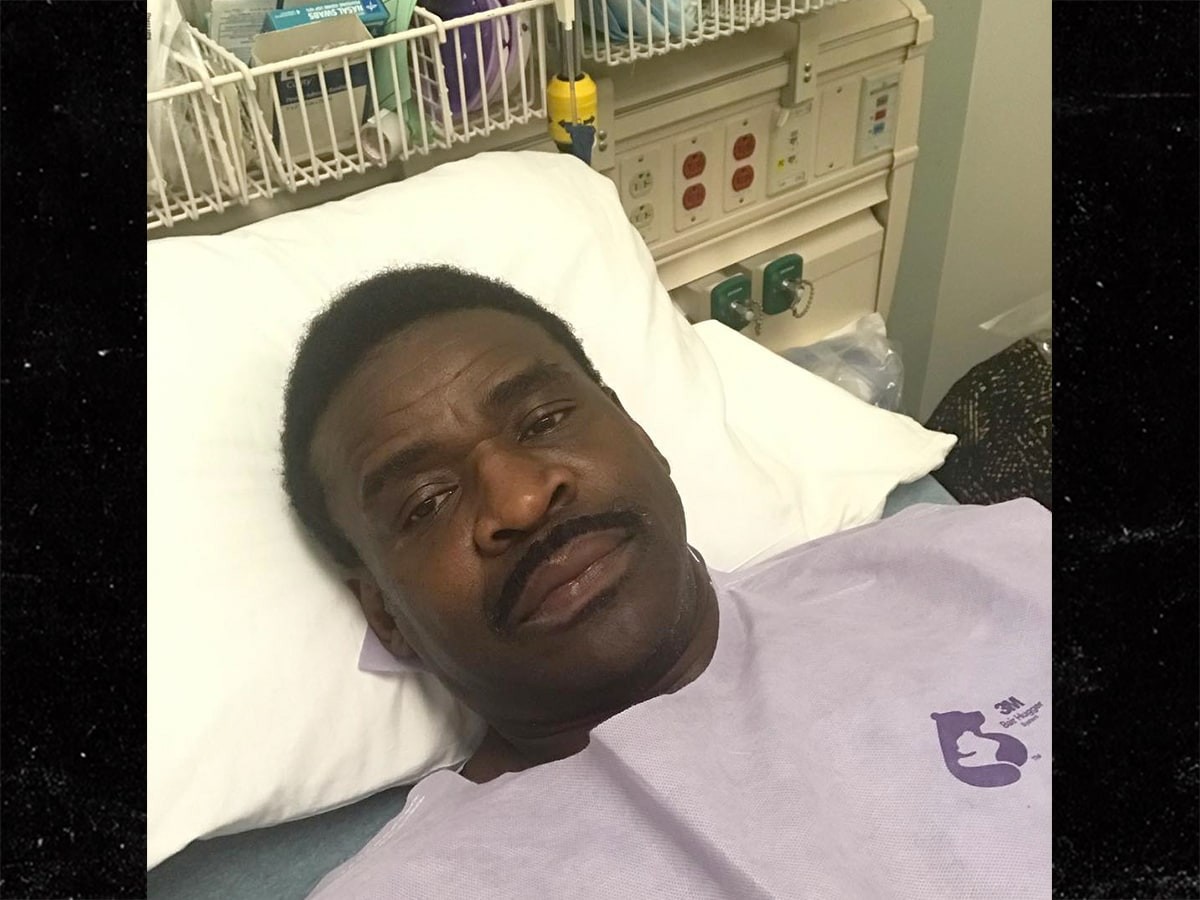 Michael Irvin Begs For Cure For Cancer After 'Paralyzing' Scare