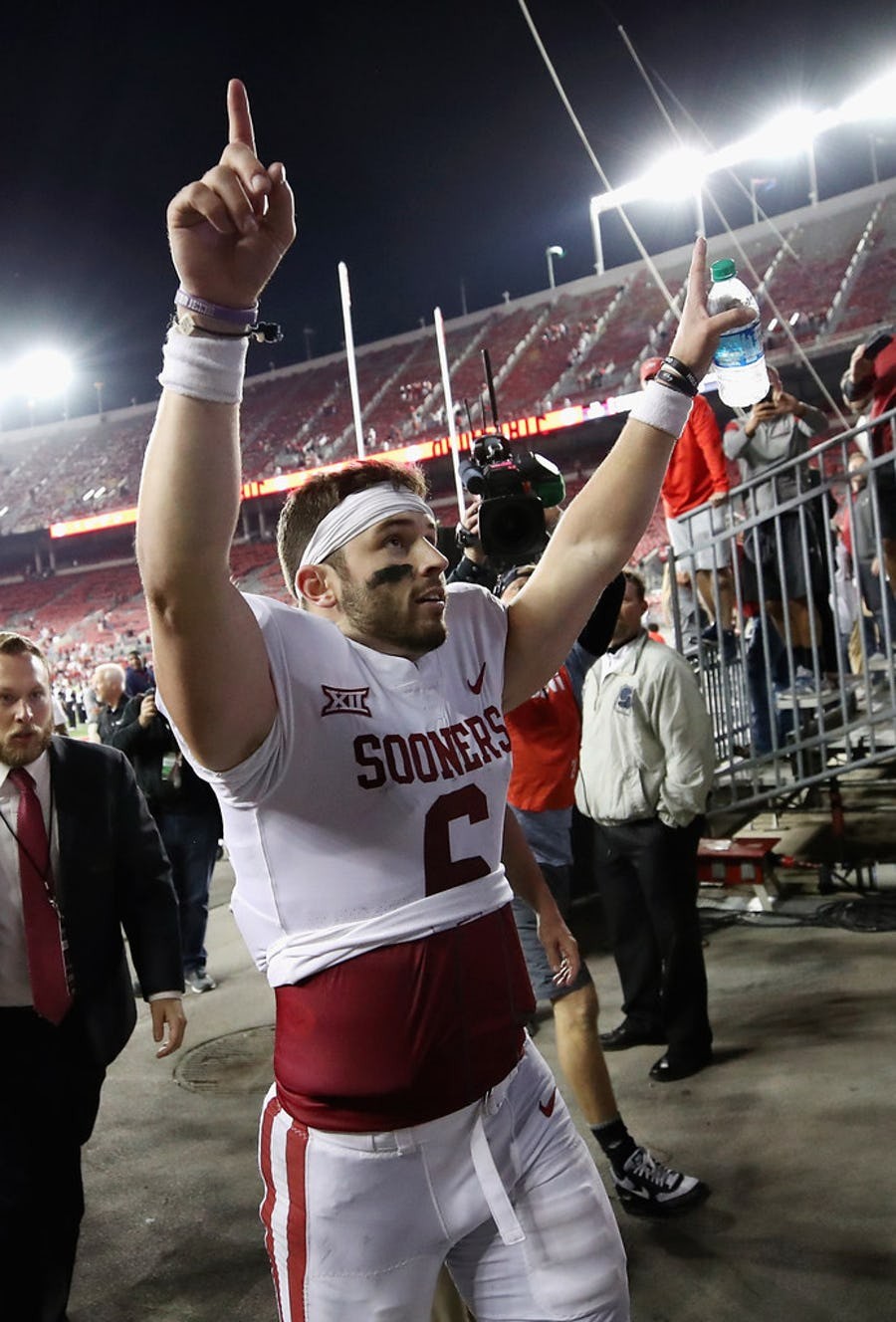 Baker Mayfield passes Sam Bradford to No. 2 passer in Sooners