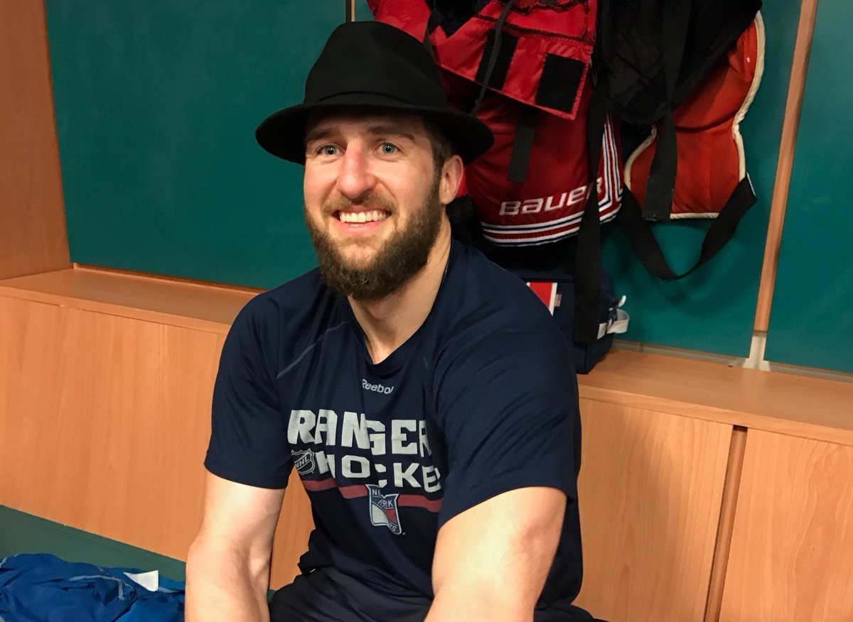 Tanner Glass returns to the Rangers, more moves coming