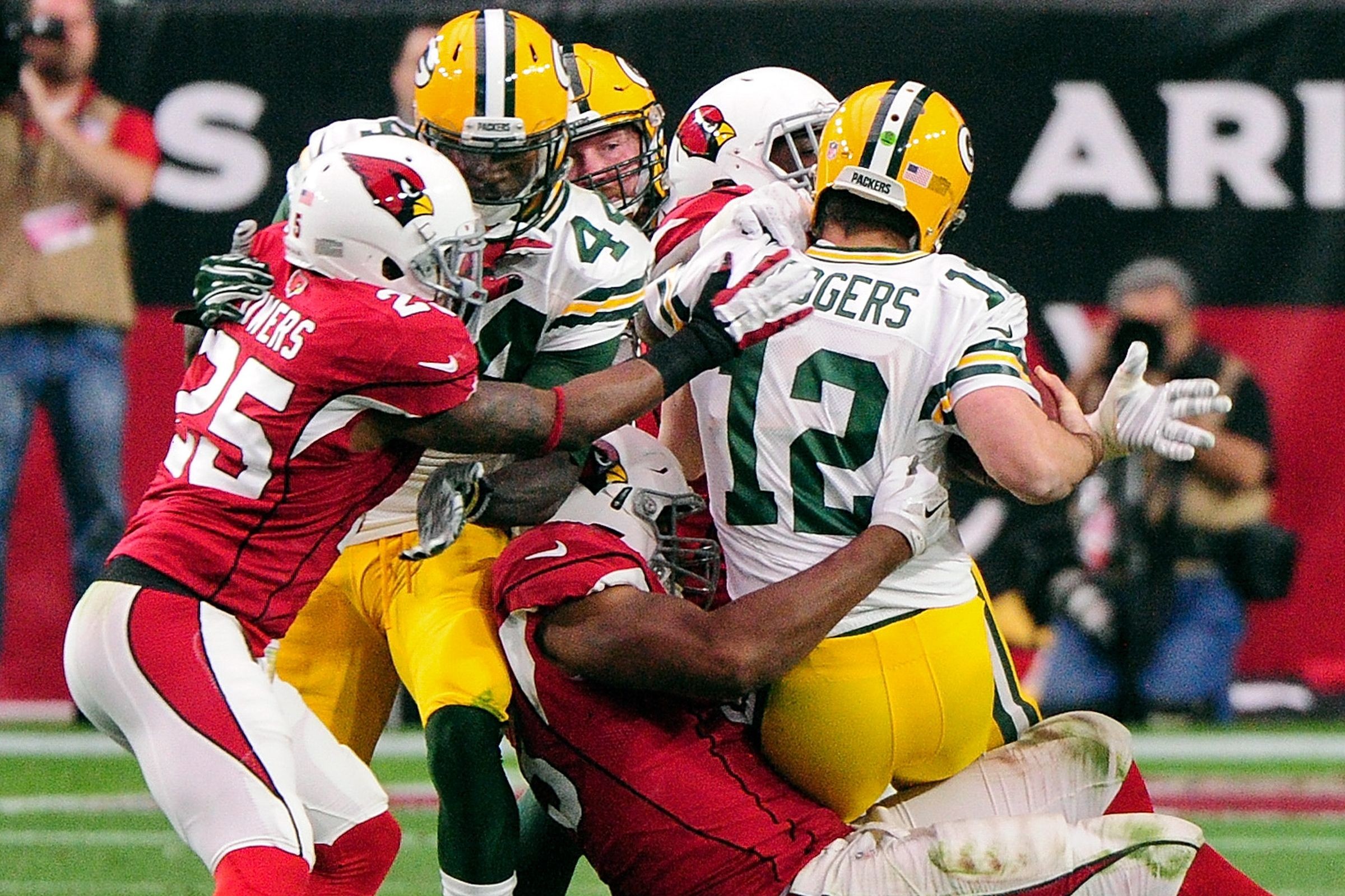 Packers vs. Cardinals Final Score Cardinals sack Rodgers 8 times, soar