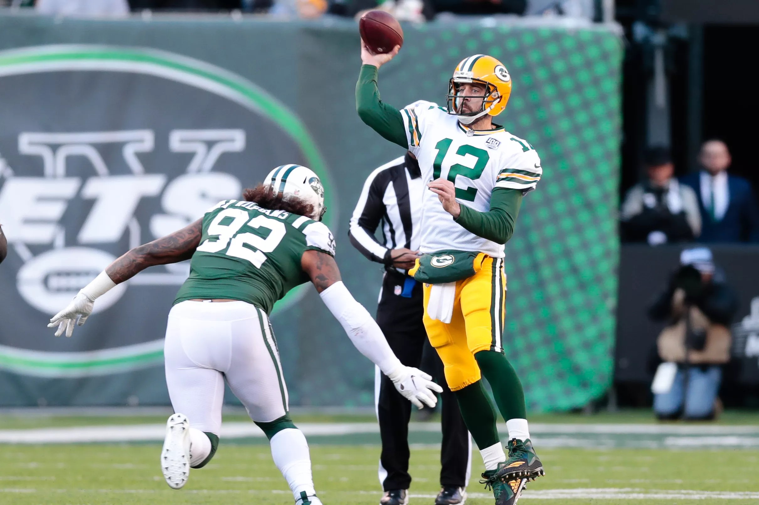 Packers beat Jets 4438 in OT on Aaron Rodgers’ rushing scores, Davante