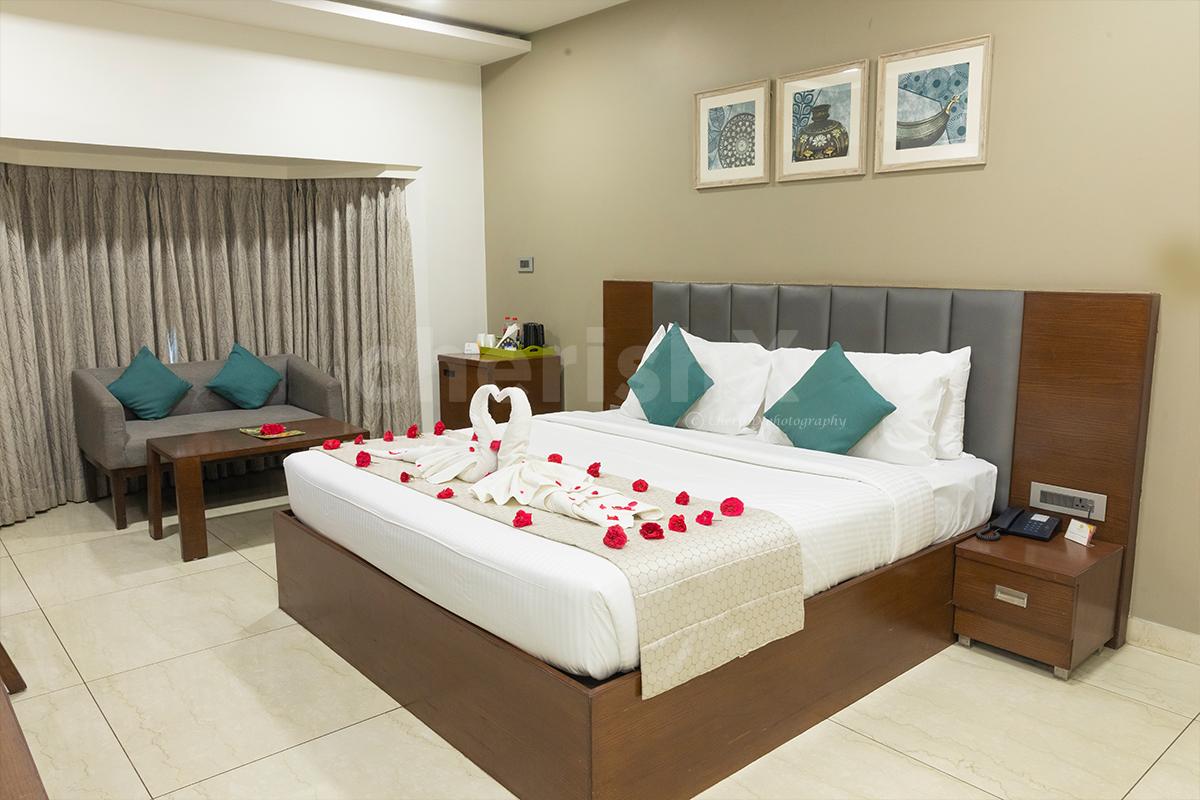 Celebrate a special occasion in grandeur with an exclusive candlelight rooftop dinner and stay