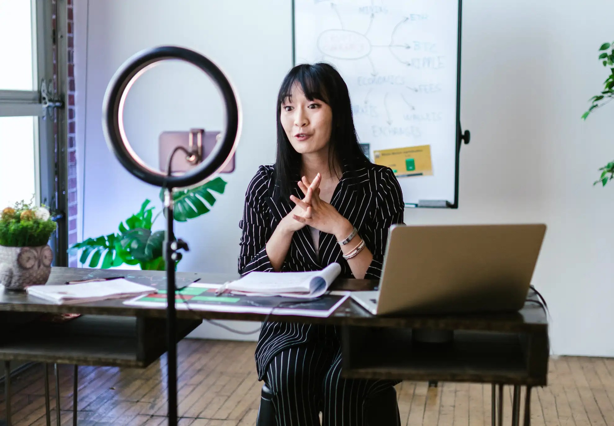 equipMe Videokonferenz im Home Office Wie gelingt das? equipme