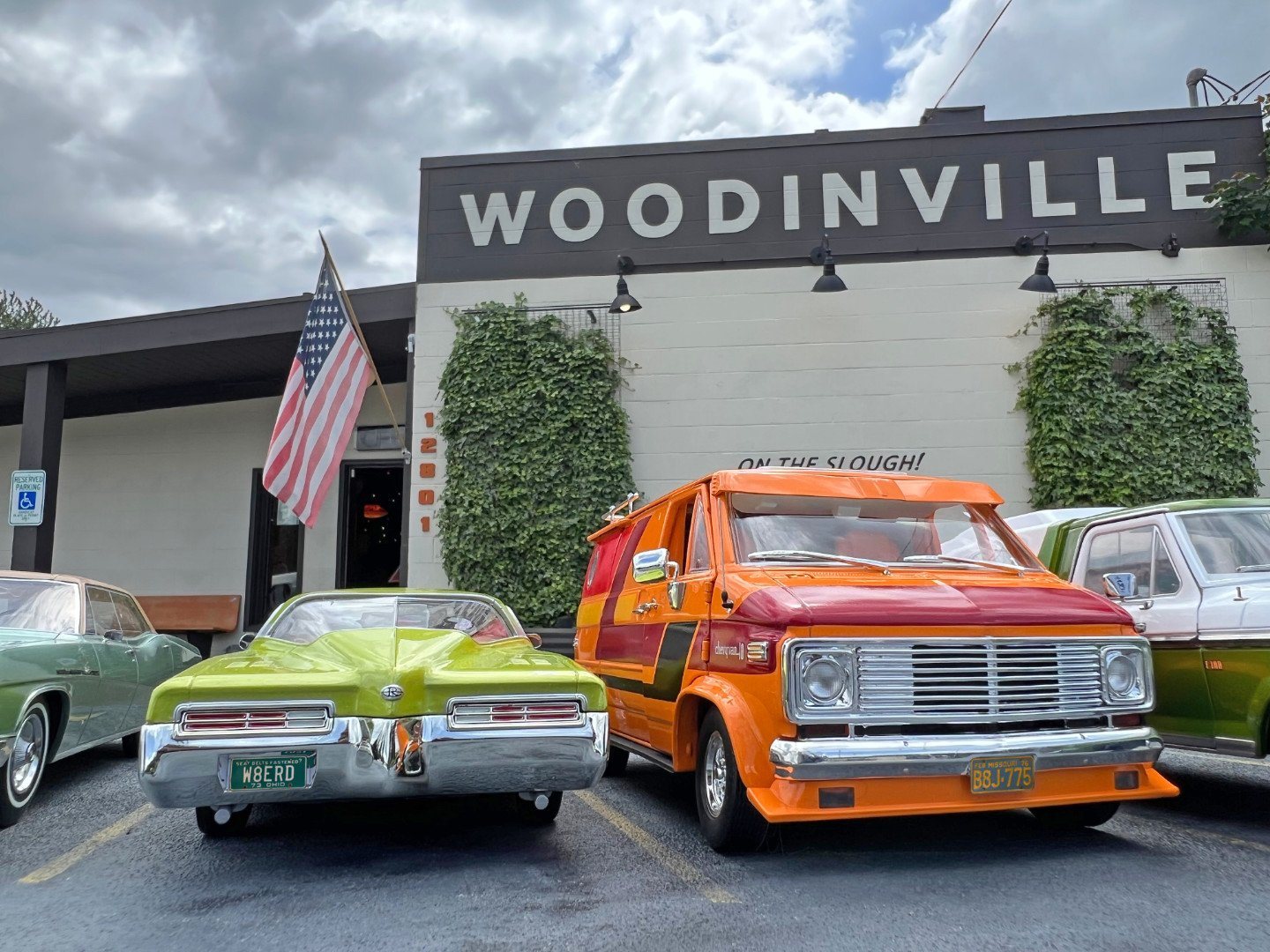 Bentley Motors Calendar 2023