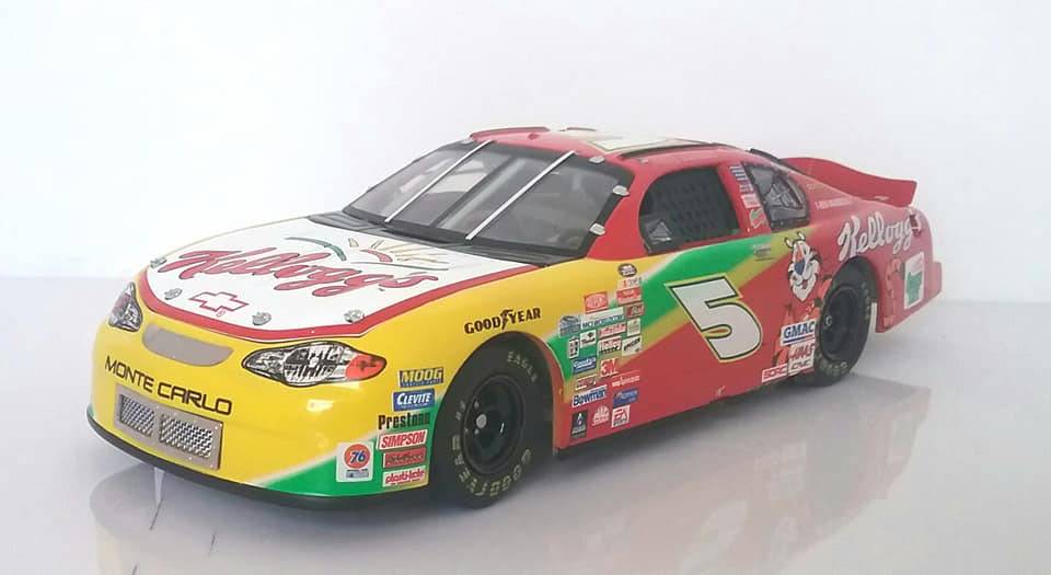 2001 Kellogg's Racing 2000 Monte Carlo 5 Terry Labonte NASCAR in 124