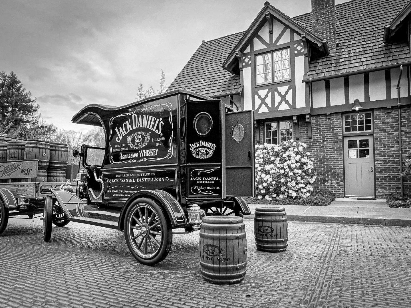 Bentley Motors Calendar 2023