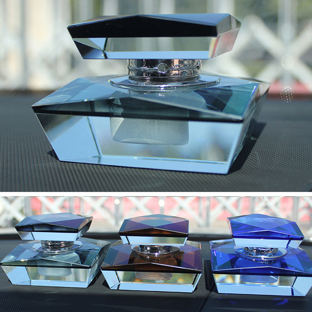 Wholesale Crystal Car Perfume Bottle Car Perfume Seat Pedestal Auto