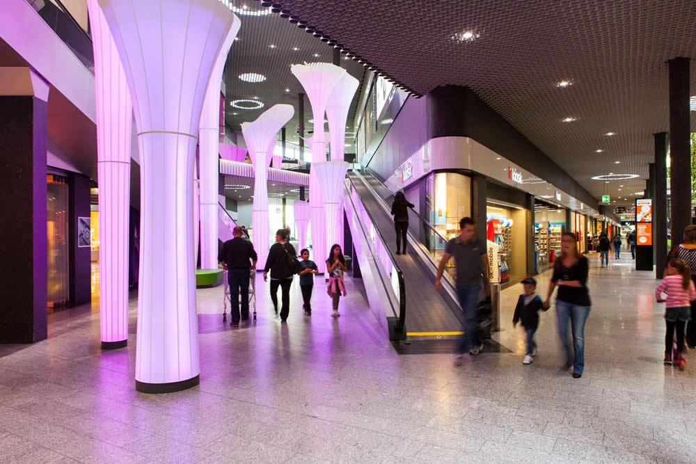 Stücki Shoppingcenter is een winkelcentrum in Basel