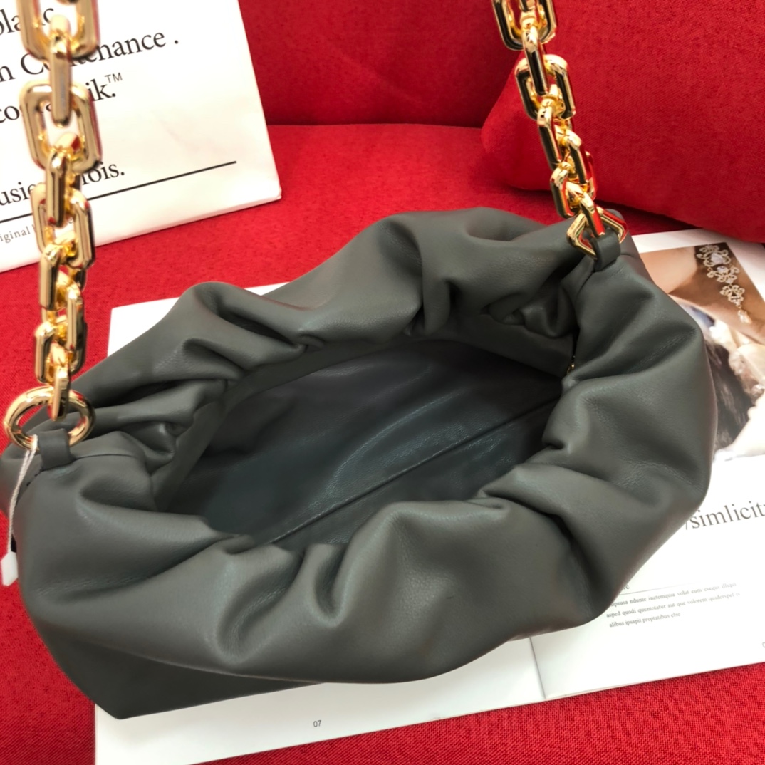 Cheap Replica Bethany Clutch Replica Wholesale Purse Valley