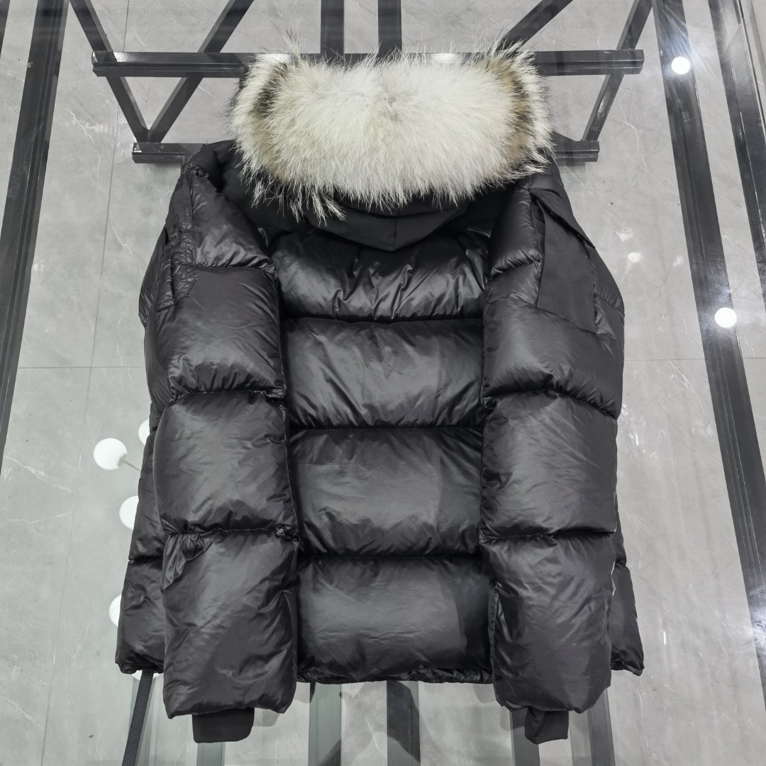 Cheap Replica Canada Goose Expedition Down Jacket in Black Replica