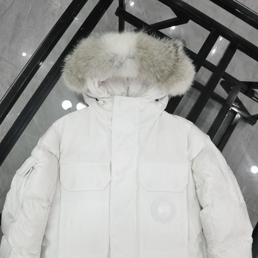 Cheap Replica Canada Goose Expedition Down Jacket in White Replica