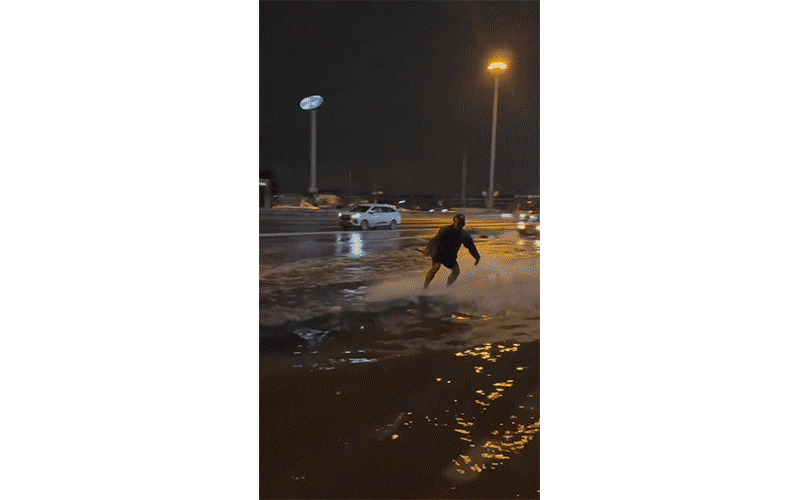 Endless rain turns Bangkok streets into wakeboard park (Video) Coconuts