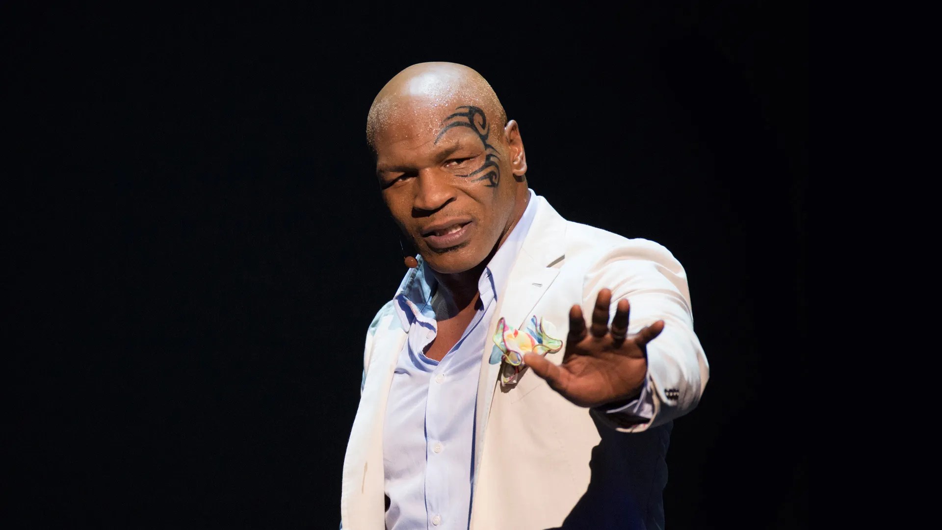 Jamie Foxx Says Mike Tyson Movie Still a Go with Scorsese Collider