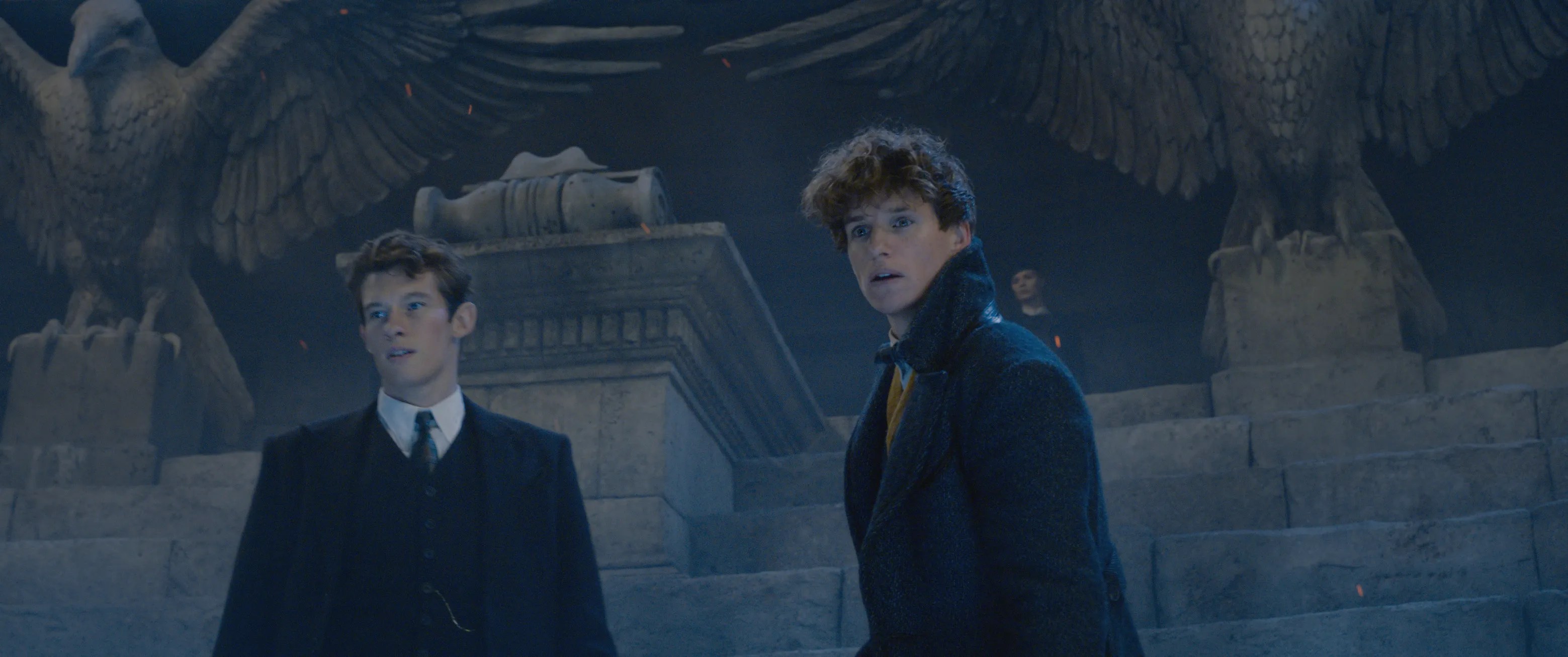 Fantastic Beasts 2 Callum Turner on Playing Newt's Brother Theseus