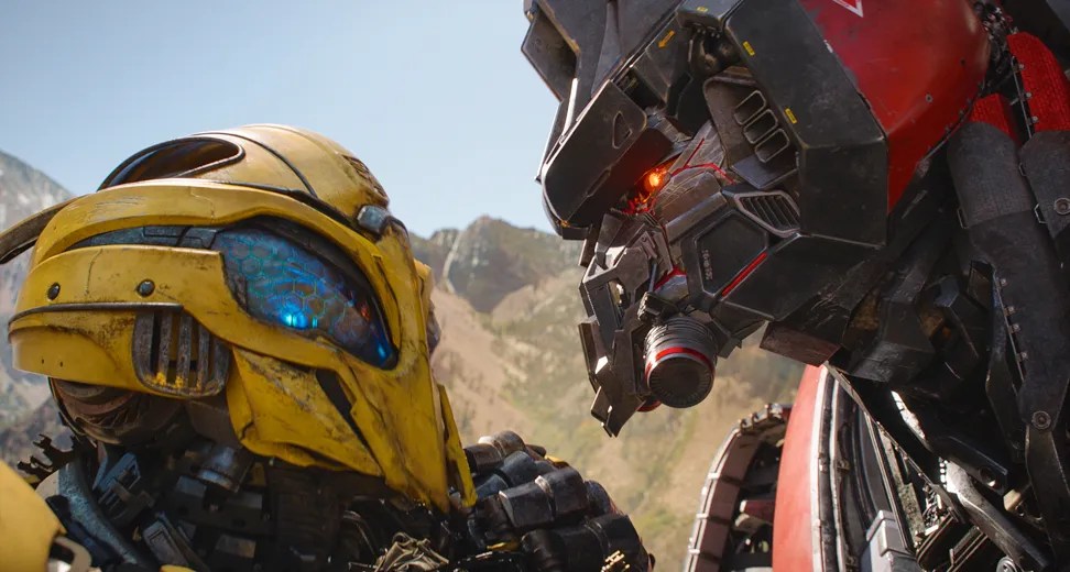 Bumblebee Clip Sees the Autobot Battling Blitzwing the Decepticon