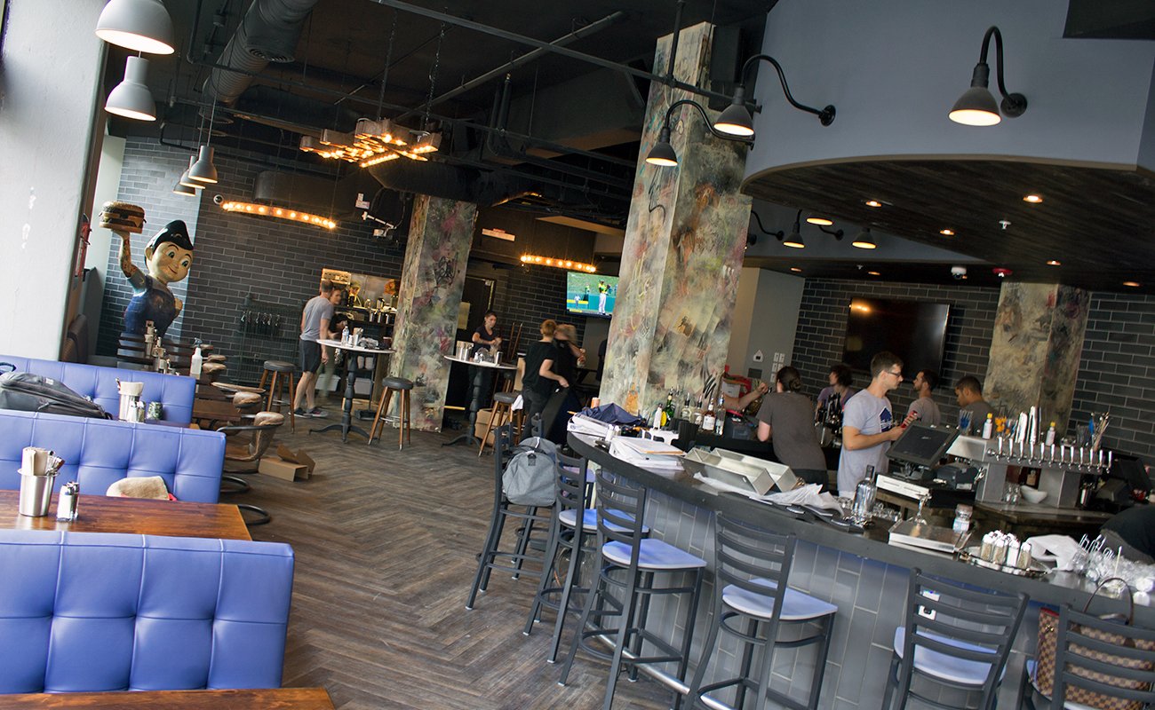 Sneak Preview Hadley's Bar + Kitchen Columbus Underground