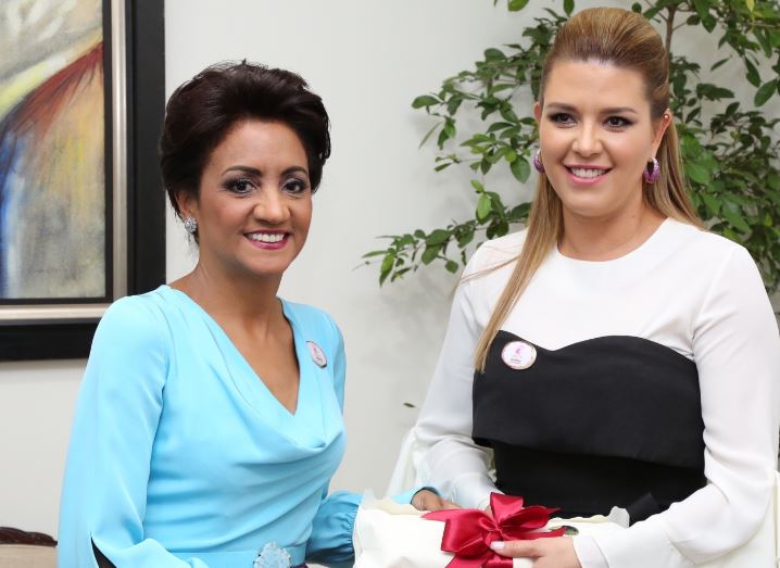 Primera dama exhorta mujeres cuidarse para prevenir el cáncer CDN