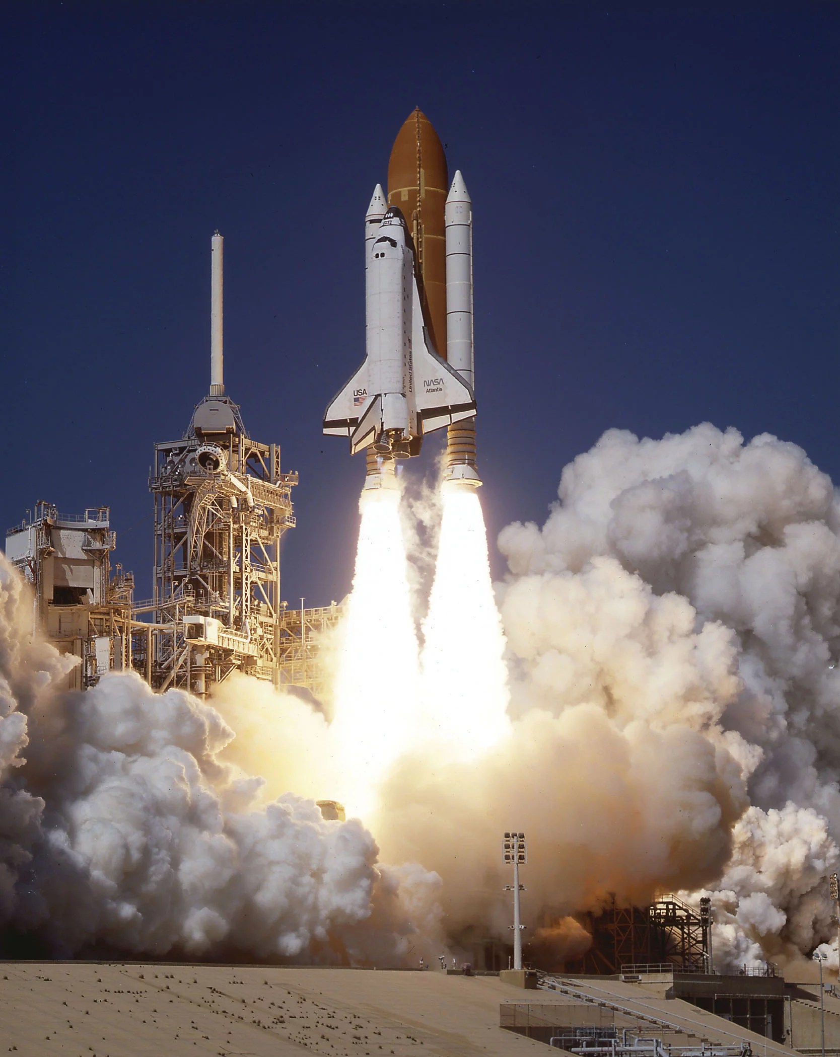 16 atlas 5 • lucy. July 4th Space Shuttle Discovery Launch Witnessed by UFO ...