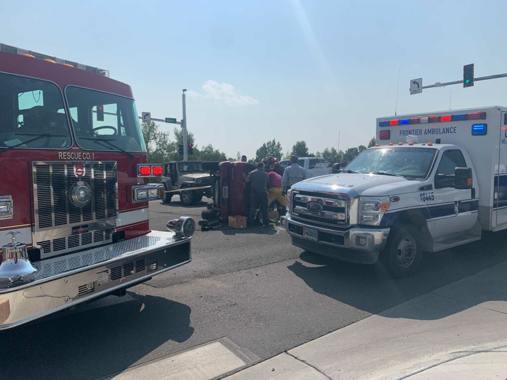 Crash on intersection of Main and Major Streets in Riverton cleaned up, no lifethreatening