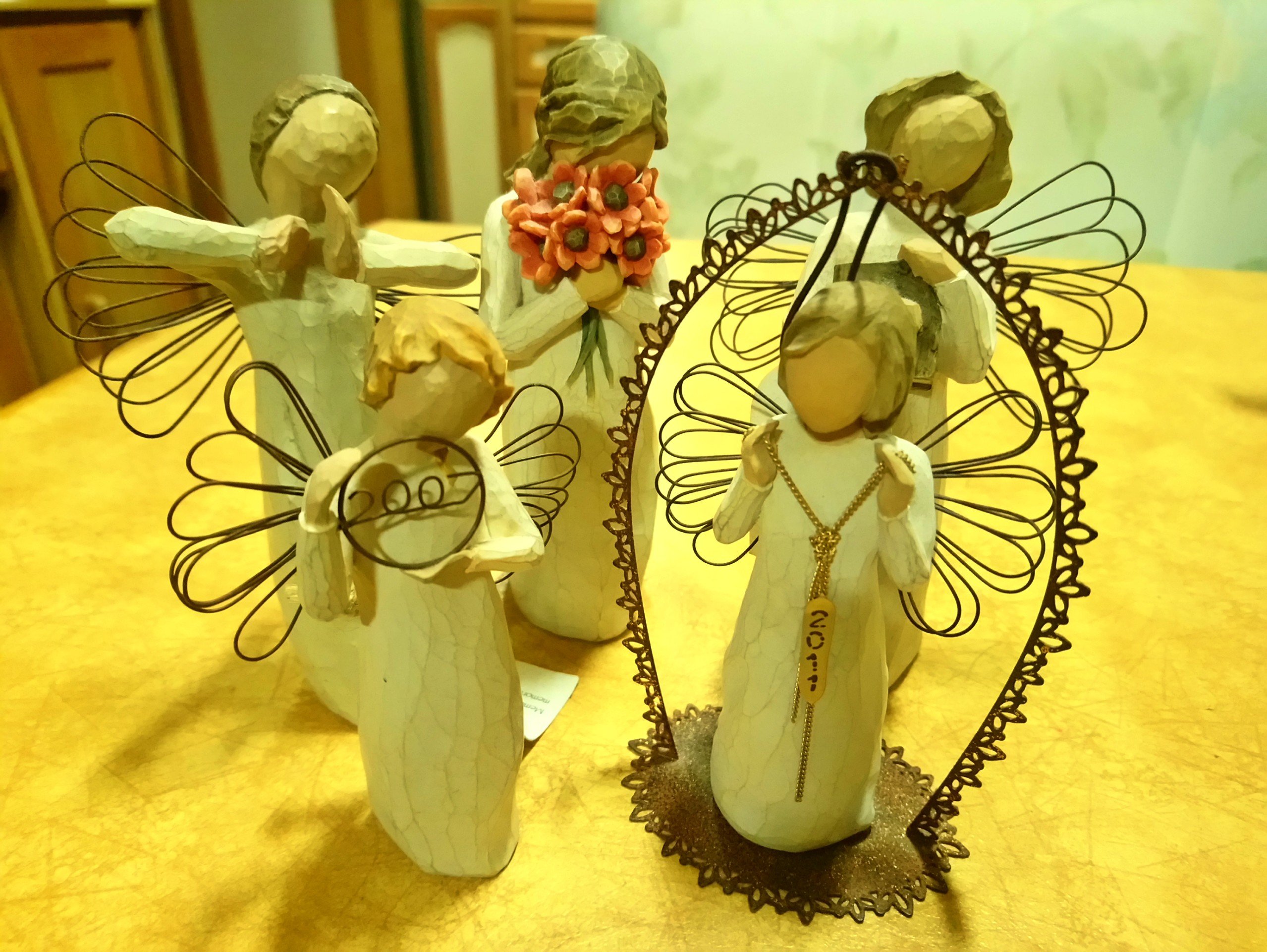 Willow Tree Ornaments Are They Breakable? Craftsmumship