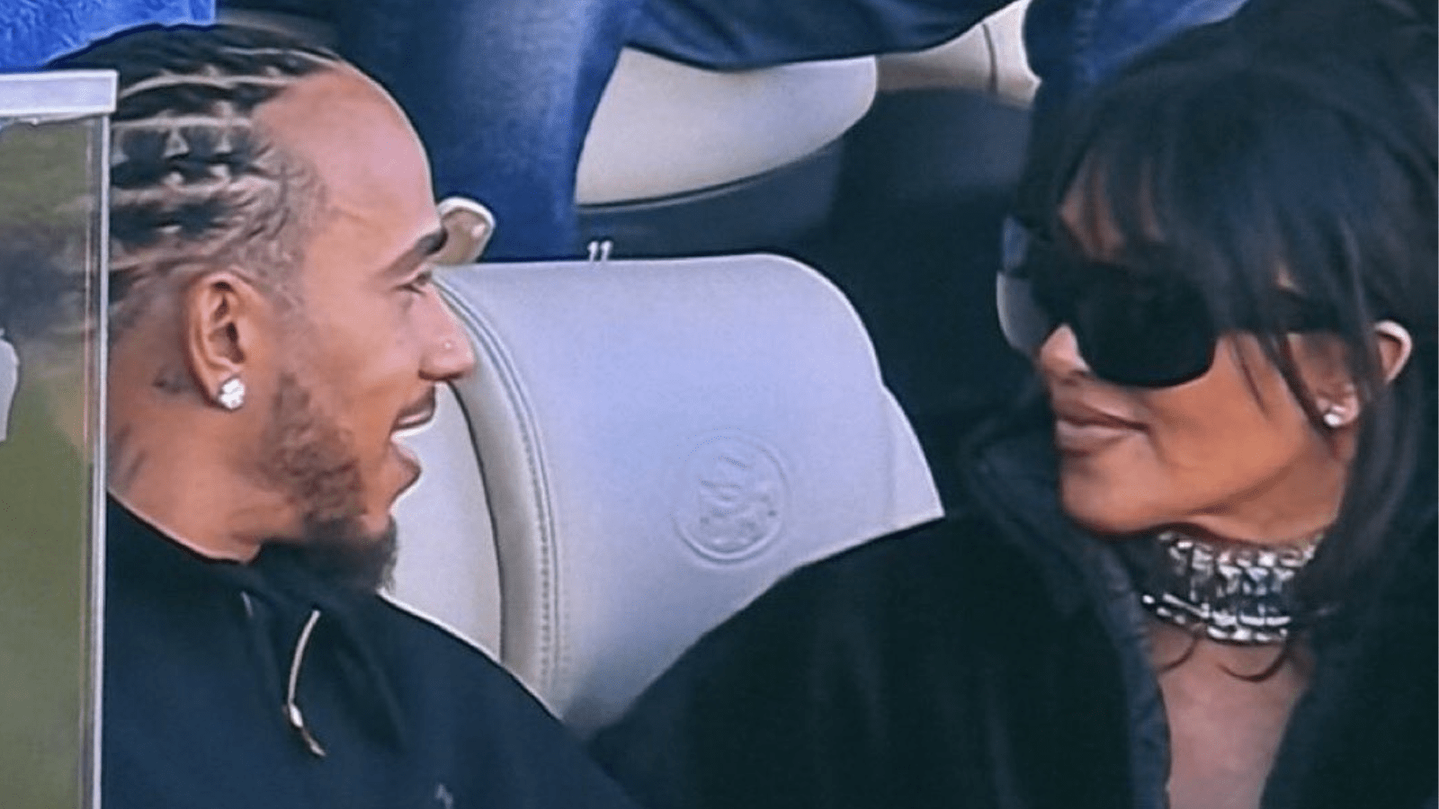 La aparición de Lewis Hamilton y Kim Kardashian en el Super Bowl alimenta los rumores de romance