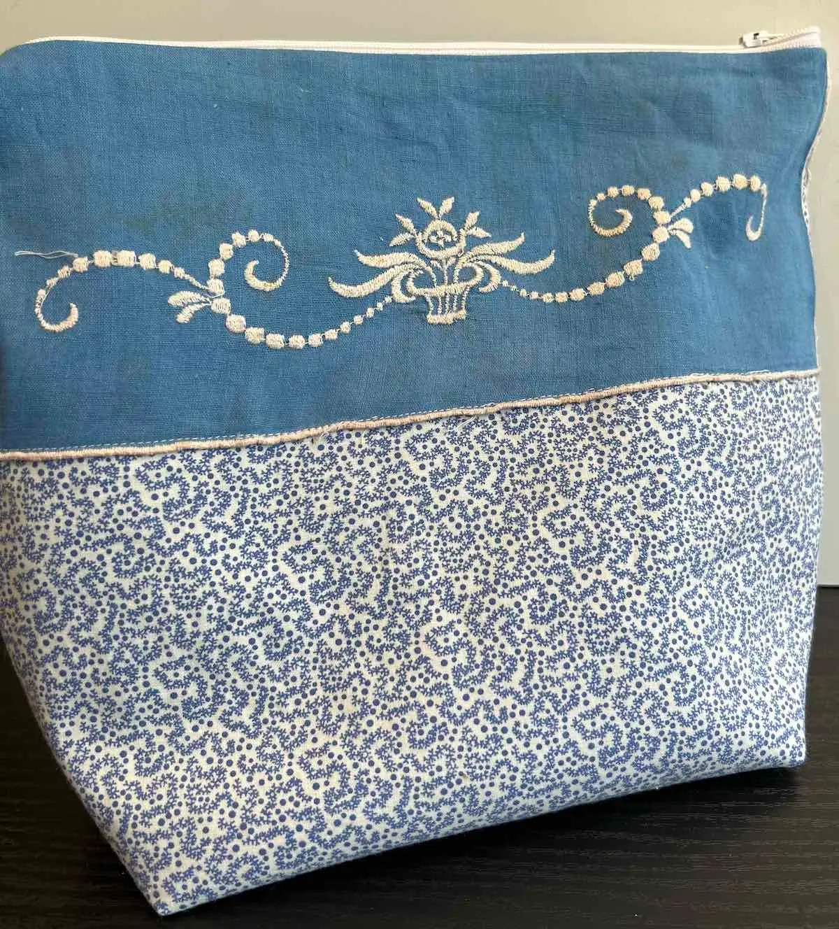 How To Make A Flat Bottom Makeup Bag With Easy Zipper Tabs Saubhaya