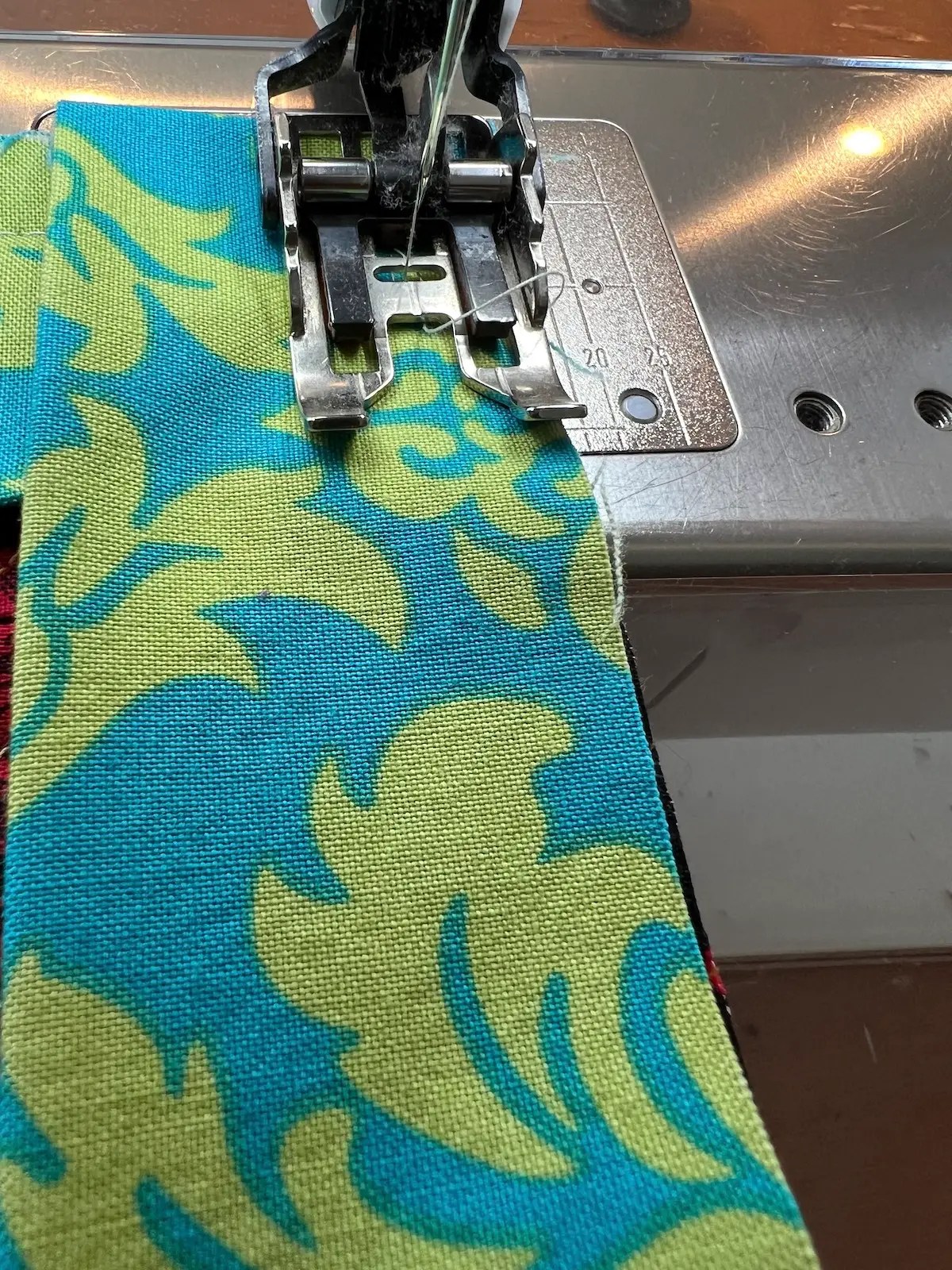 How to Sew Mitered Corners on a Quilt StepbyStep Tutorial Create