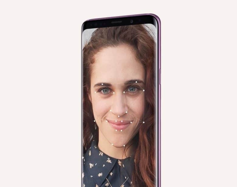 Samsung gives up on competing with Face ID for Galaxy S10