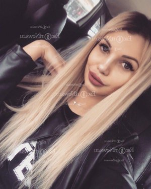 Escort girl in Williston North Dakota, nuru massage