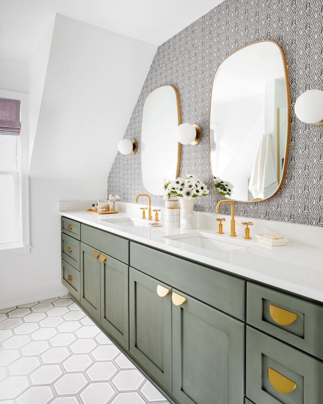 Infinity Brass Oblong Wall Mirror 23"x37" + Reviews CB2 Canada