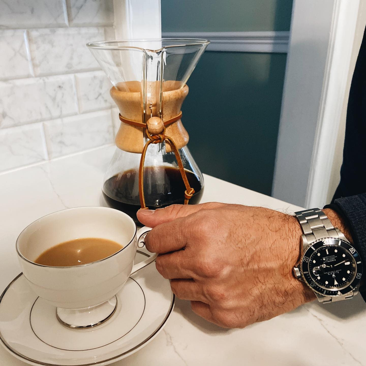 Chemex 8Cup Glass PourOver Coffee Maker with Natural Wood Collar + Reviews Crate & Barrel Canada