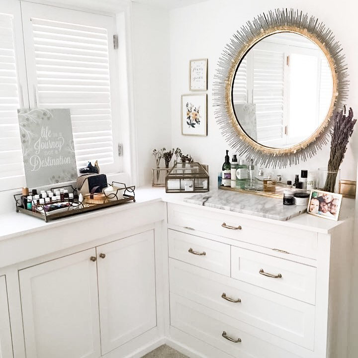 Clarendon Large Round Wall Mirror + Reviews Crate & Barrel Canada