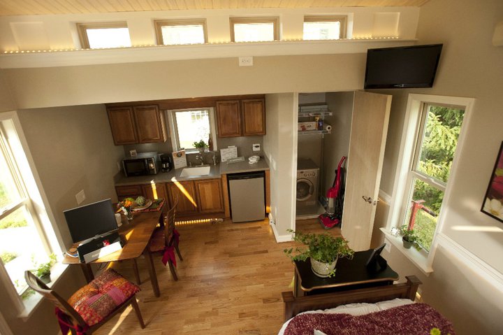 These Backyard "Granny Pods" Could be the Solution to Nursing Homes