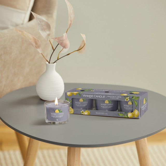 Set 3 lumanari parfumate Mini Black Tea and Lemon Yankee Candle