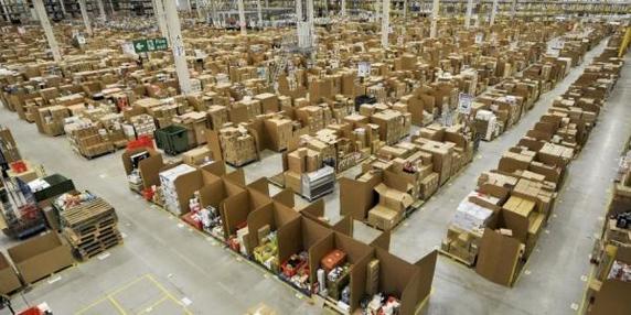 Amazon Apre Un Centro Di Smistamento Ad Arzano. Di Maio: "Nostro Dovere Rendere Attraenti Aree Poco Coinvolte" | Dday.it 286_x_572_jpg