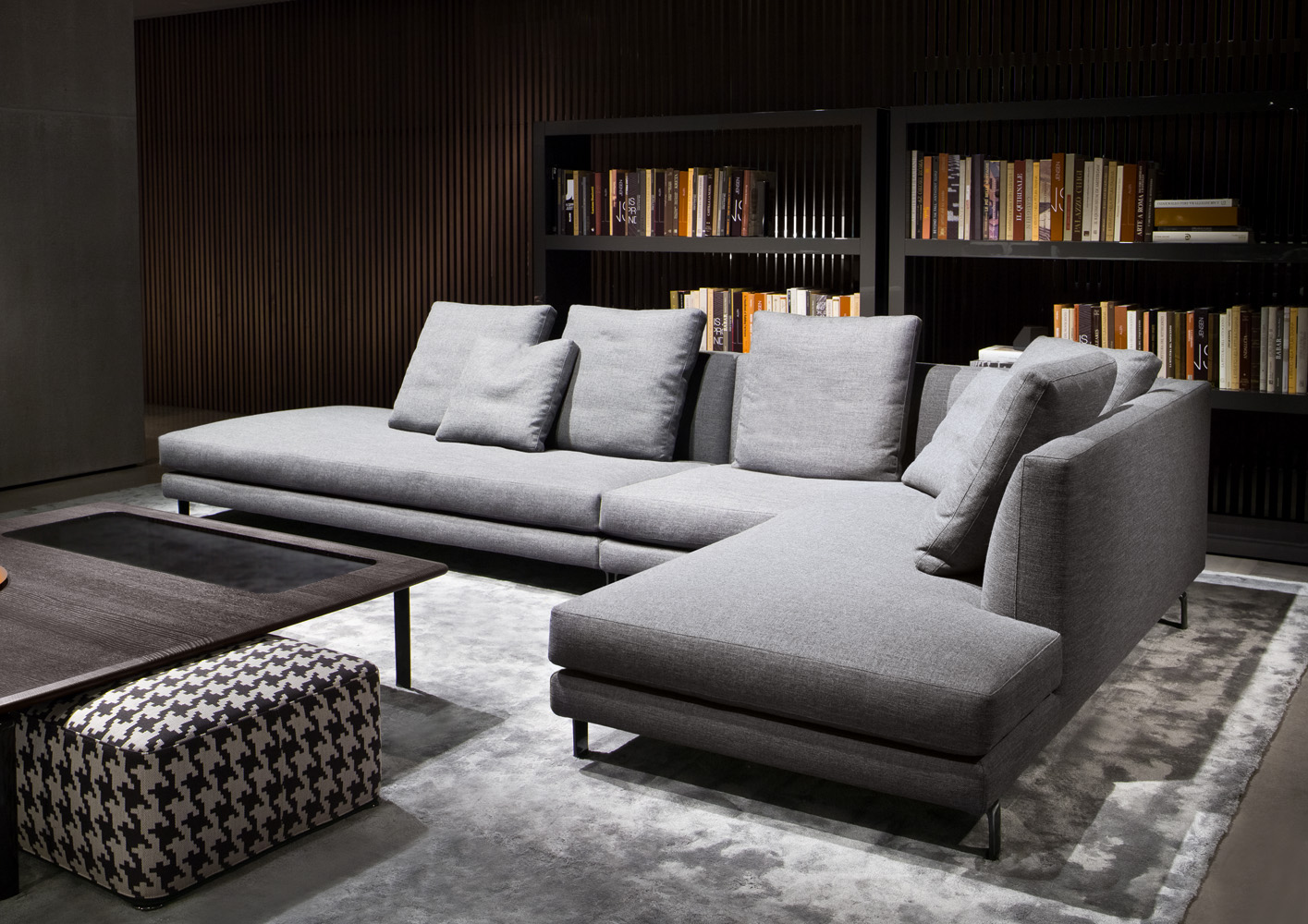 20 Modish Minotti Sofas and Seating Systems