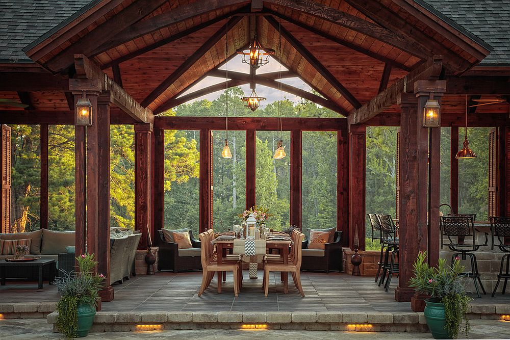 20 Stunning Outdoor Hangouts and Decks with a Forest View