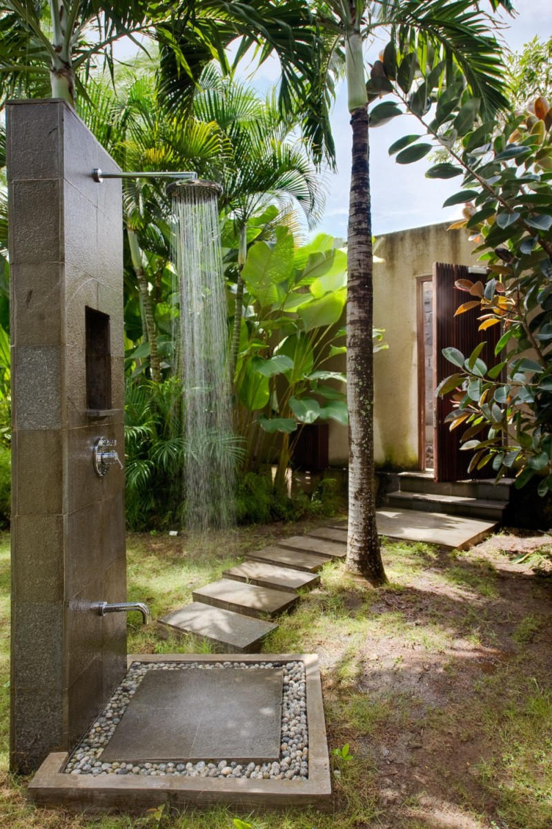 Epitome of Luxury 30 Refreshing Outdoor Showers