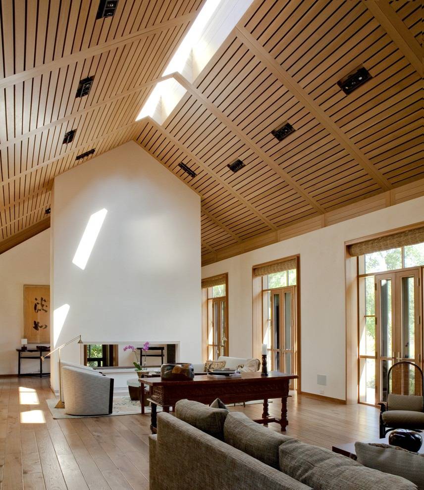 16 Cathedral and Vaulted Ceilings that Make a Statement