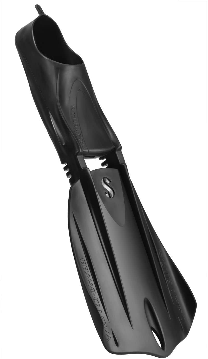 The Advantages Of Using Swimming Fins DesertDivers