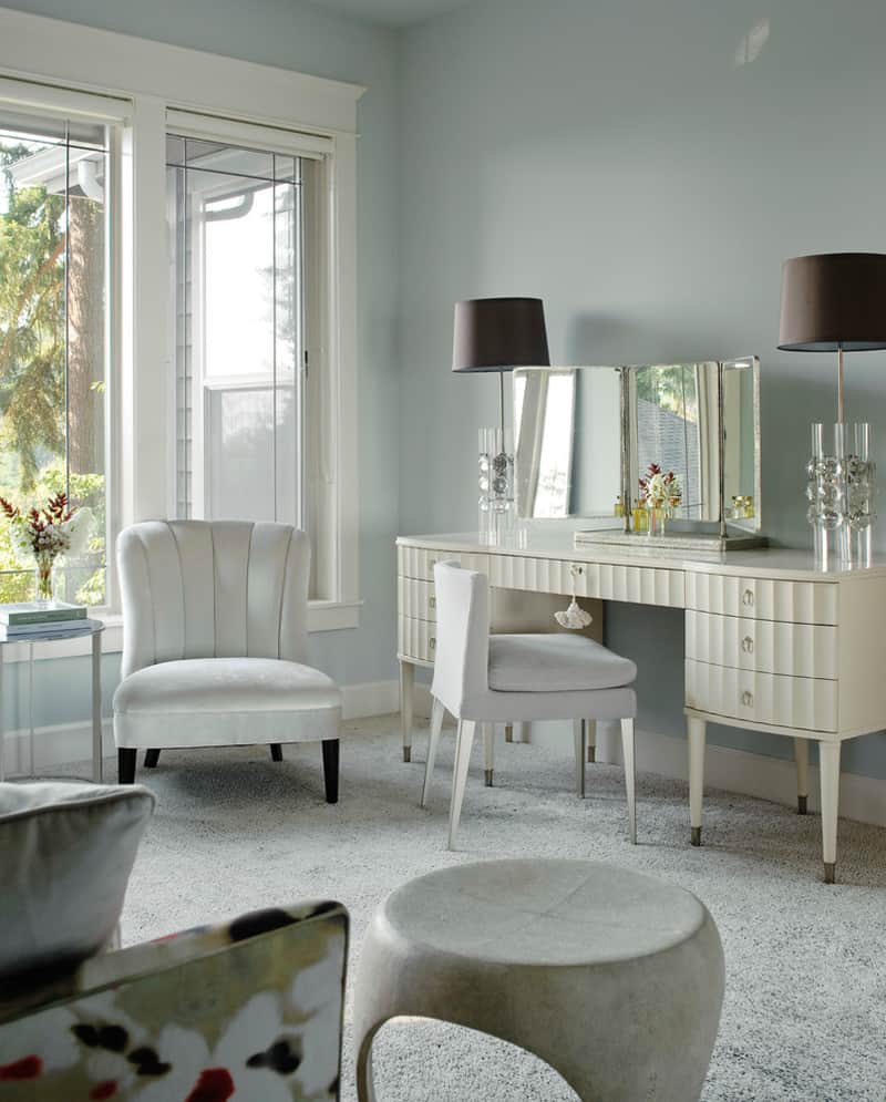 25 Chic Makeup Vanities from Top Designers