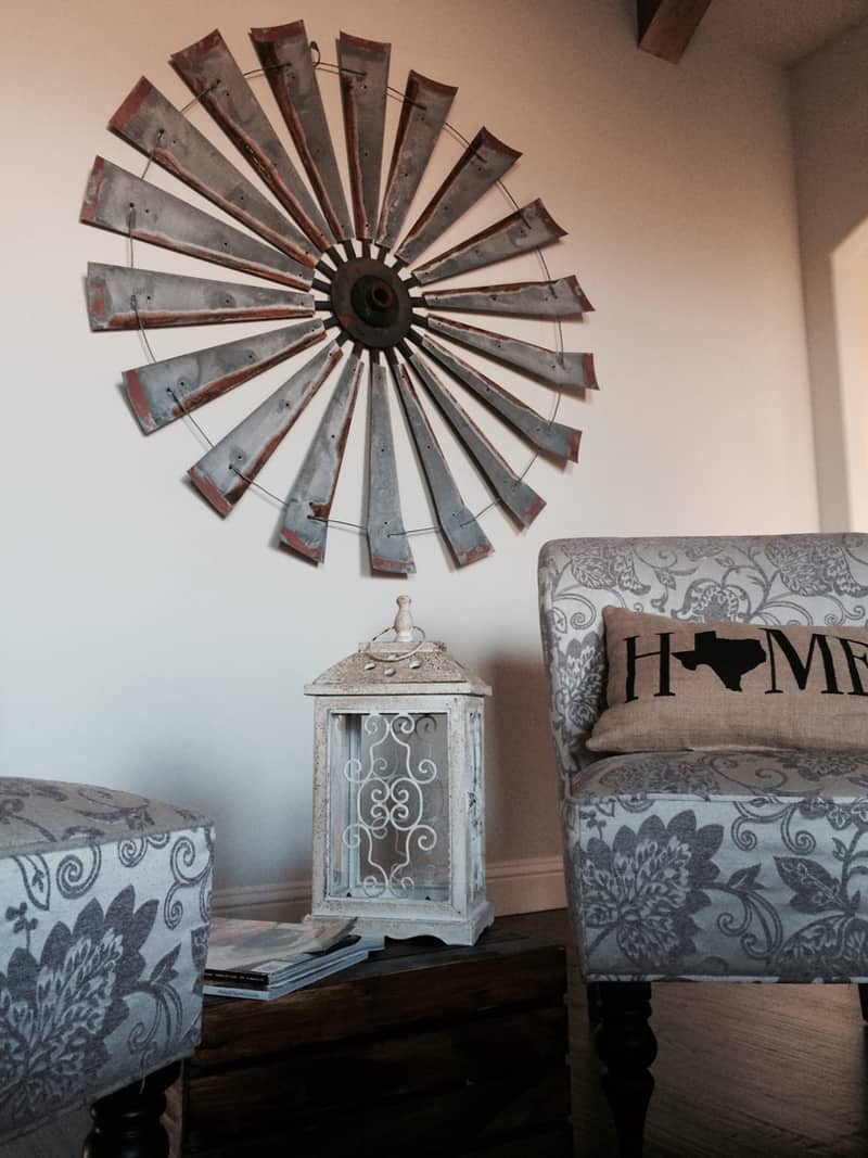Windmill Wall Art Gives The Easygoing Feel To Your Home