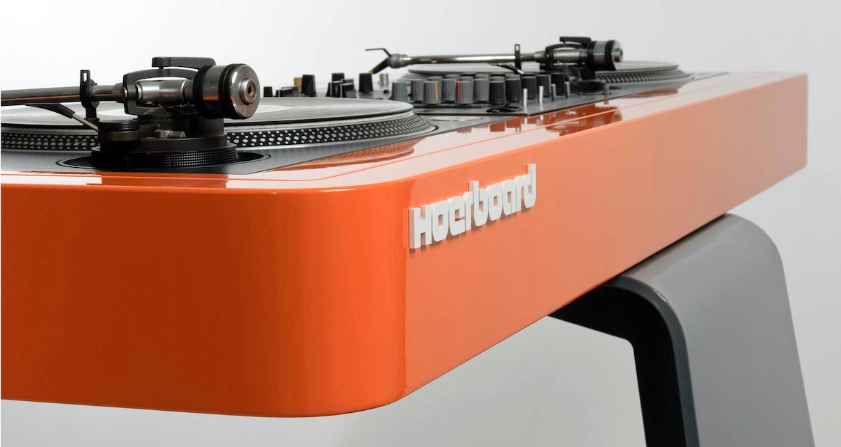 What’s The Right Height For A DJ Desk? Digital DJ Tips