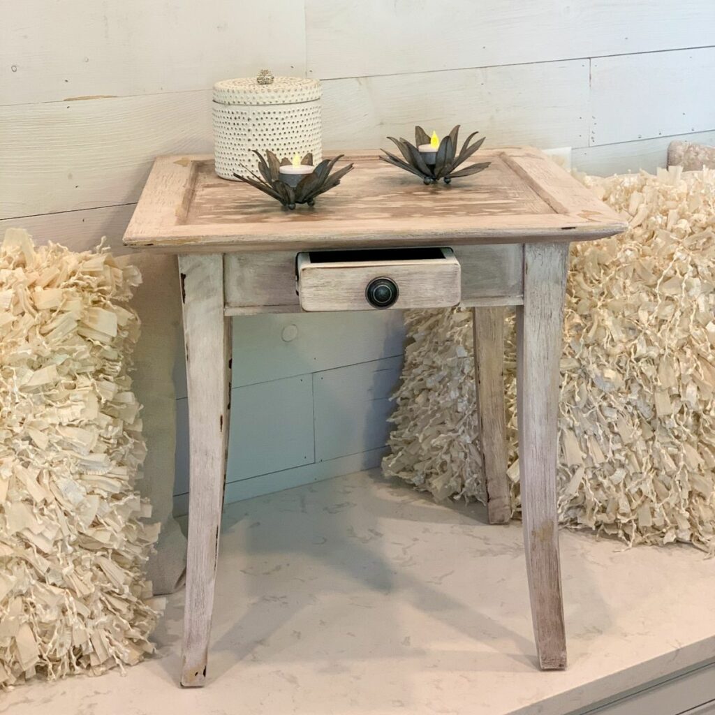 Furniture Makeovers DIY & Crafts