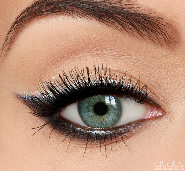 25 HowTo's For Creating the Perfect Cat Eye