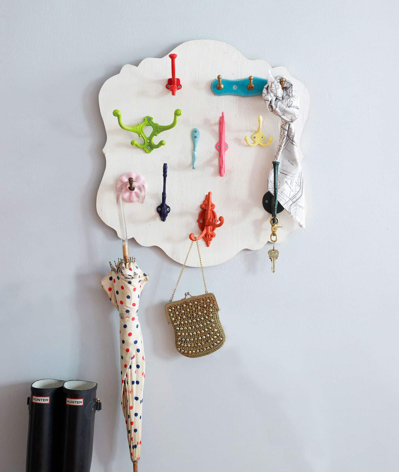 Hang Em' Up With These 15 DIY Hat Racks