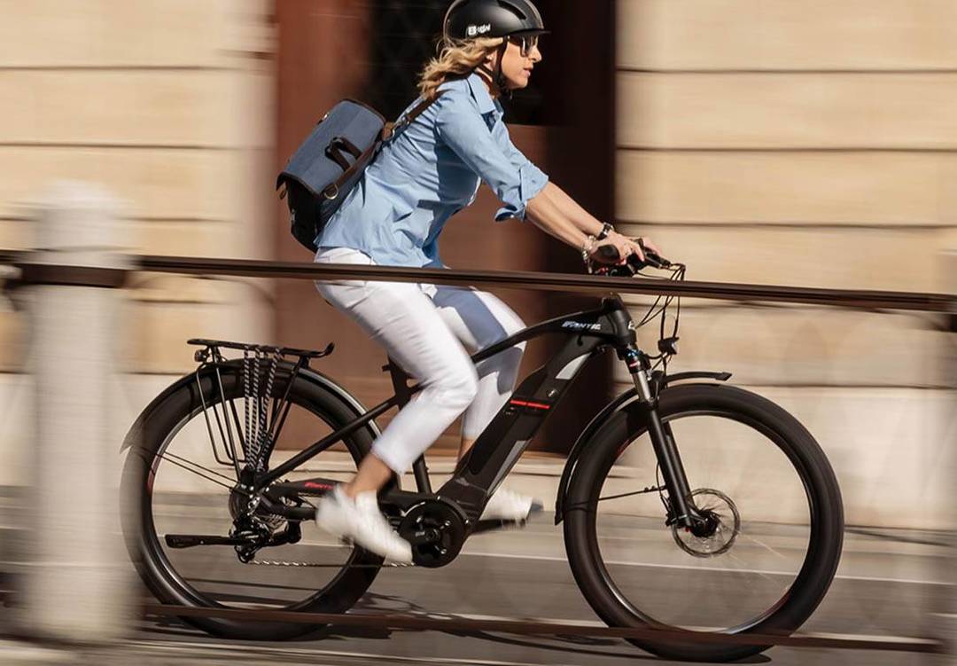 Fantic presenta Seven Days Living, l'eBike urbana con DMove.it
